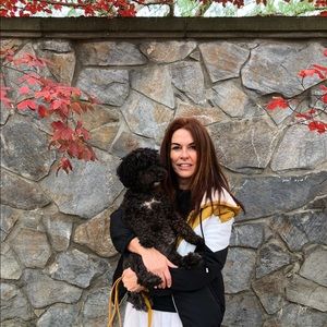 Meet your Posher, Caroline